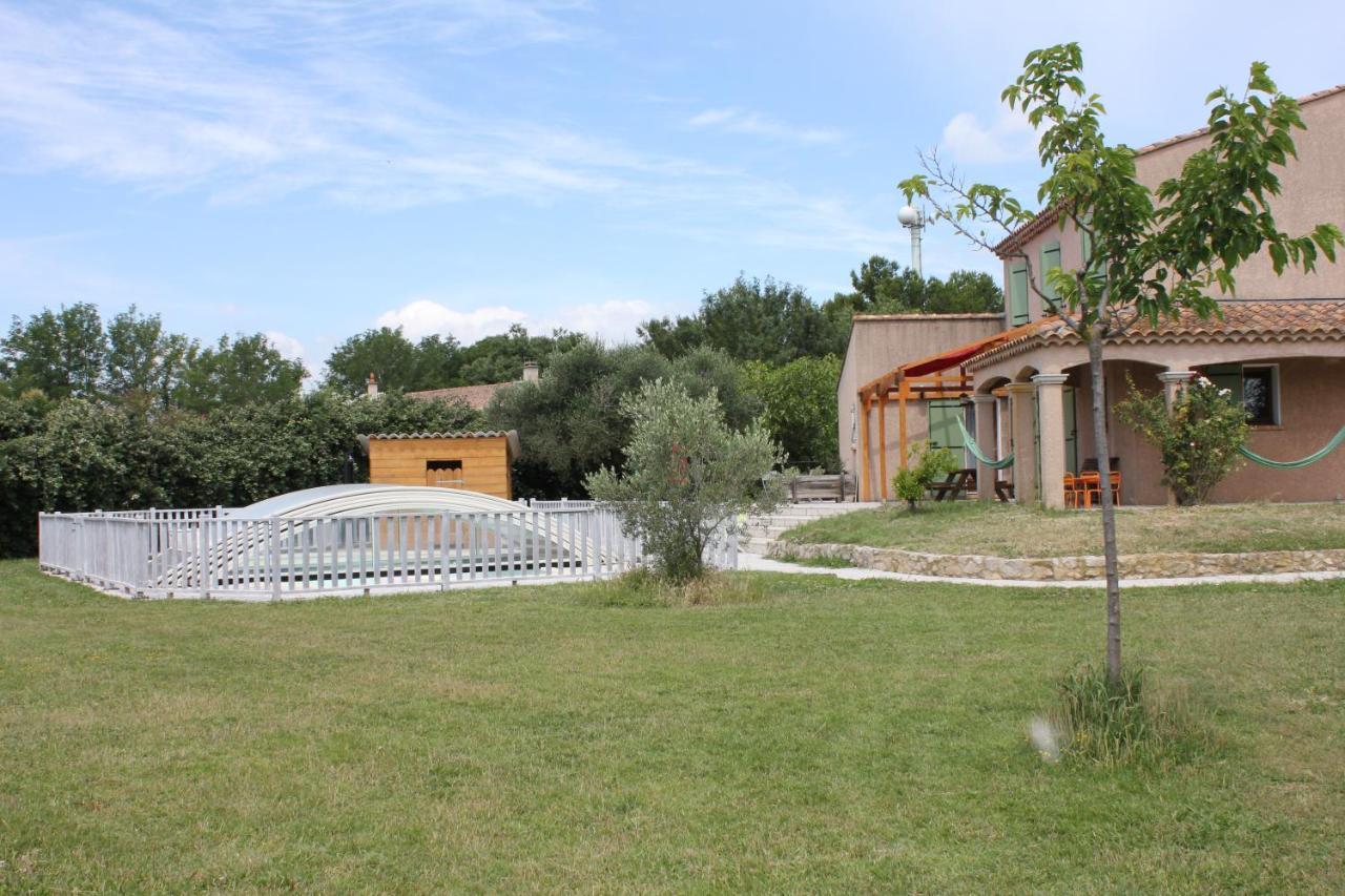 Mas dou l'Estele chambre d'hôtes Arles Exterior foto